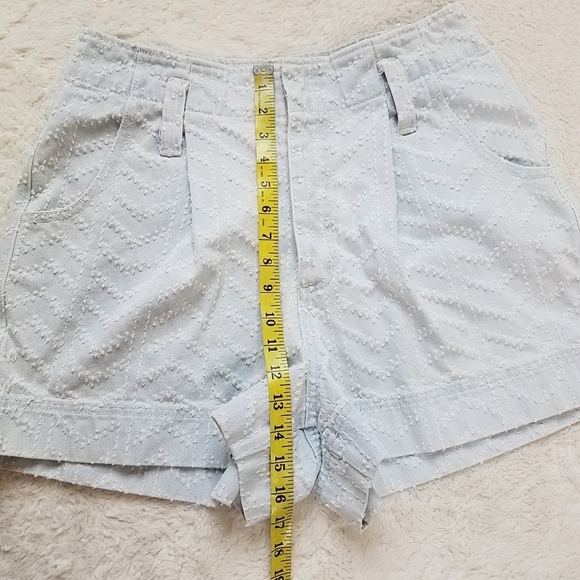 Happy Nature Textured Shorts - Picture 4 of 9